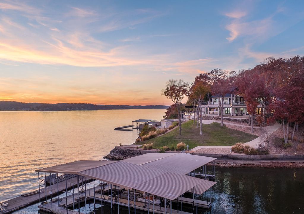 Exclusive Point Estate at the Lake of the Ozarks Missouri Offered at 3.995 Million 21