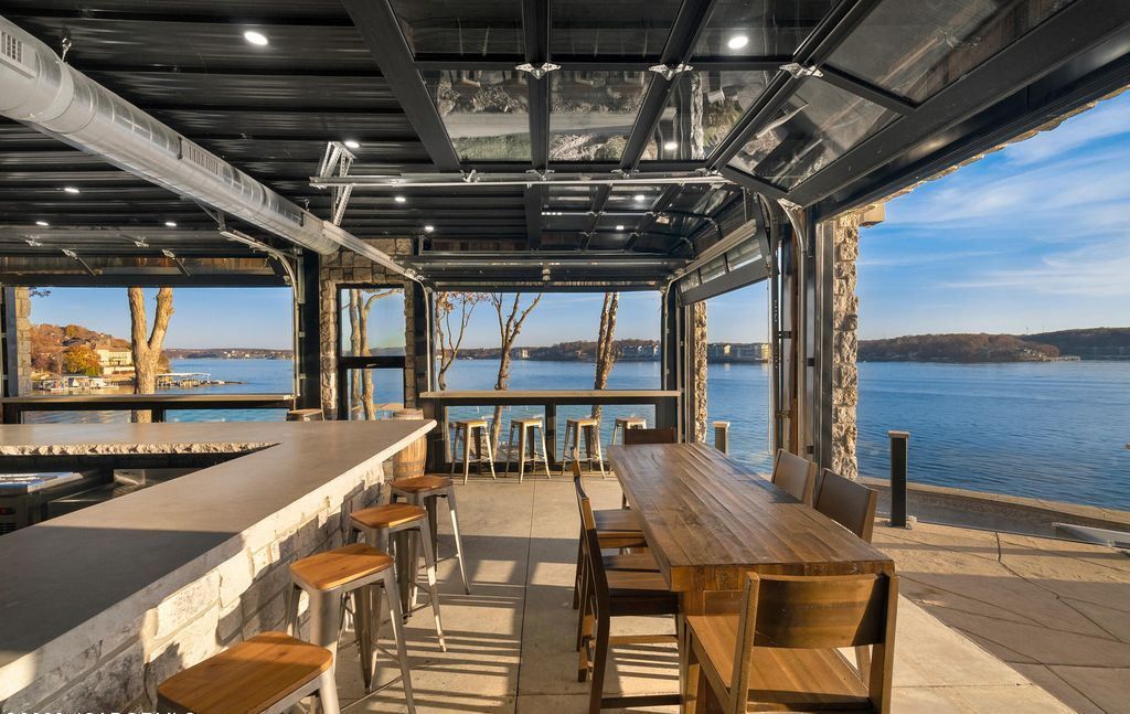 Exclusive Point Estate at the Lake of the Ozarks Missouri Offered at 3.995 Million 4