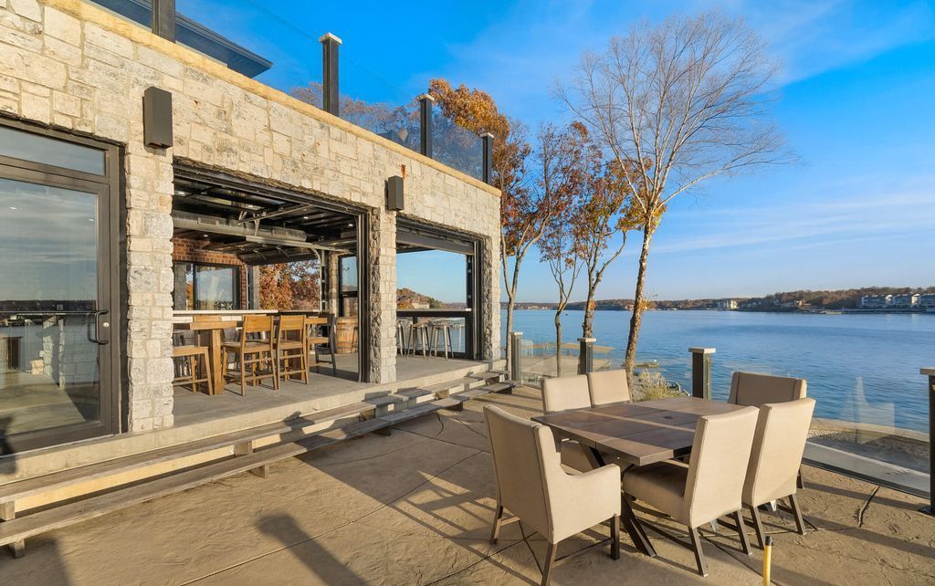 Exclusive Point Estate at the Lake of the Ozarks Missouri Offered at 3.995 Million 5