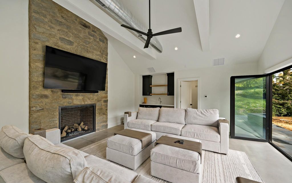 Exquisite English Country Estate with State of the Art Upgrades in Pennsylvania for 4.5 Million 28