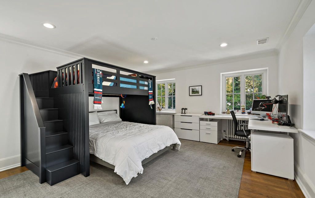 Exquisite English Country Estate with State of the Art Upgrades in Pennsylvania for 4.5 Million 37