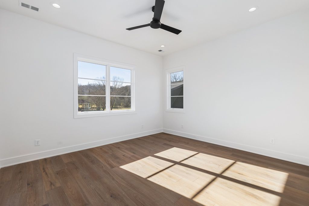 Exquisite Residence A Symphony of Luxury and Elegance in Brentwood Tennessee Offered at 4999994 38