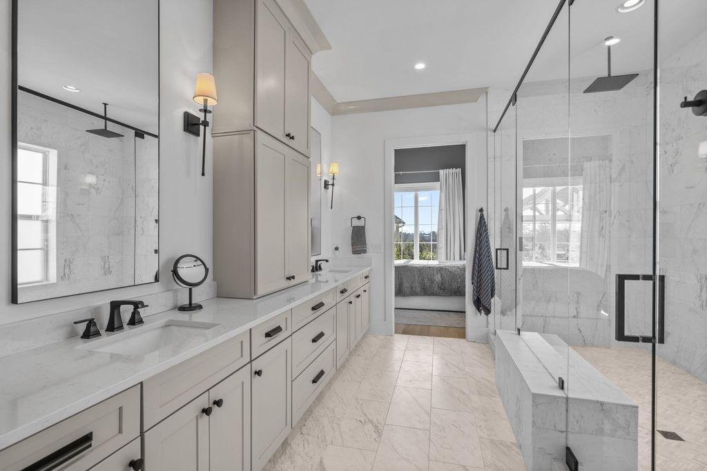Gorgeous 2 Acre Estate with Private Gated Entrance in Tennessee Offered at 3.2 Million 19