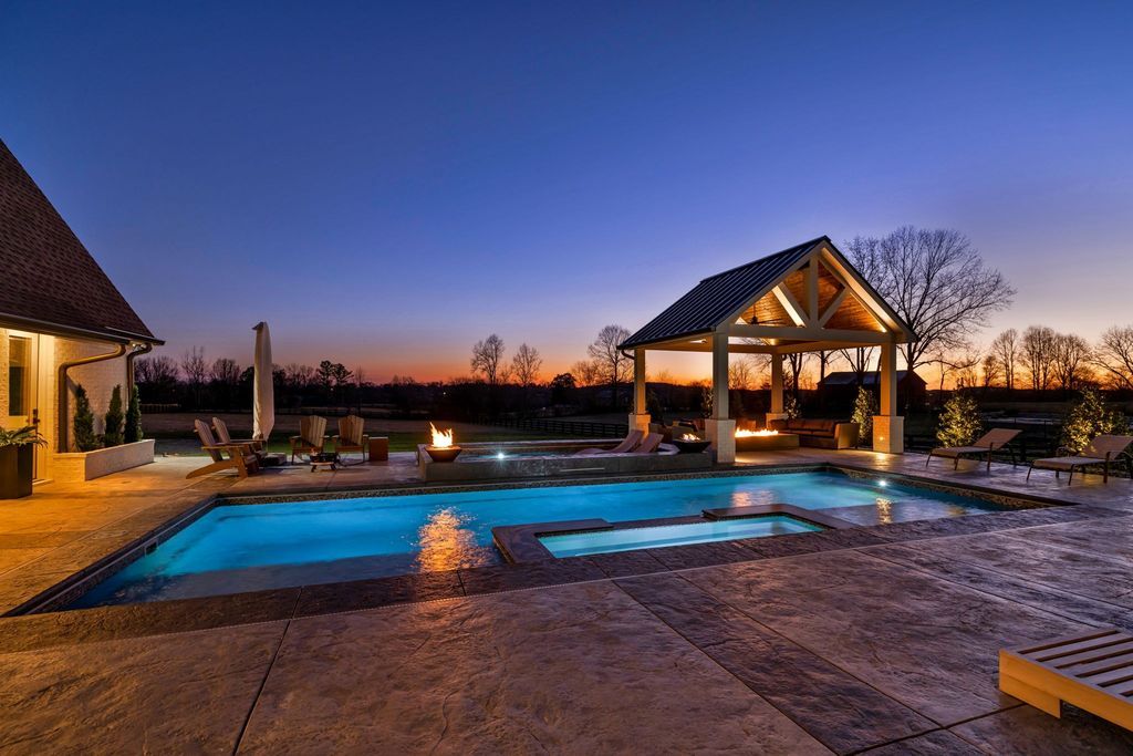 Gorgeous 2 Acre Estate with Private Gated Entrance in Tennessee Offered at 3.2 Million 3