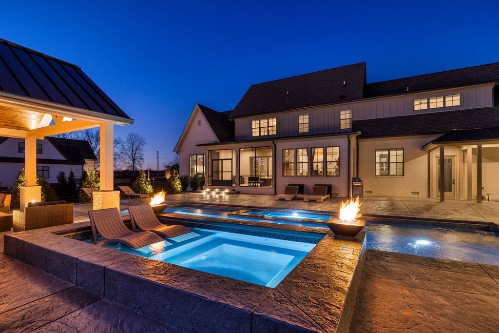 Gorgeous 2 Acre Estate with Private Gated Entrance in Tennessee Offered at 3.2 Million 44