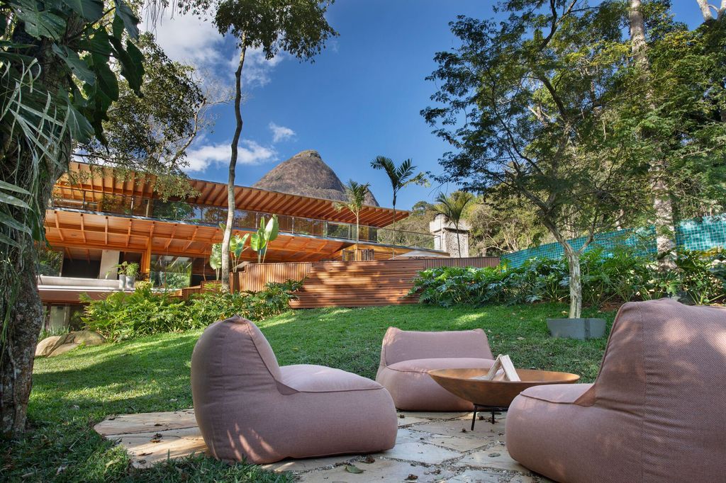 HPZ House in Brazil, A Sustainable Haven by Magarão + Lindenberg Arq