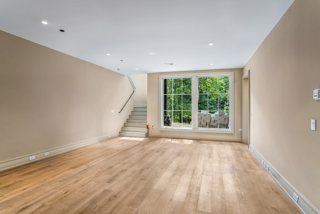 Impeccable 2 Acre Estate in the Scenic Hills of Forest Hills Nashville Asking 9999999 42