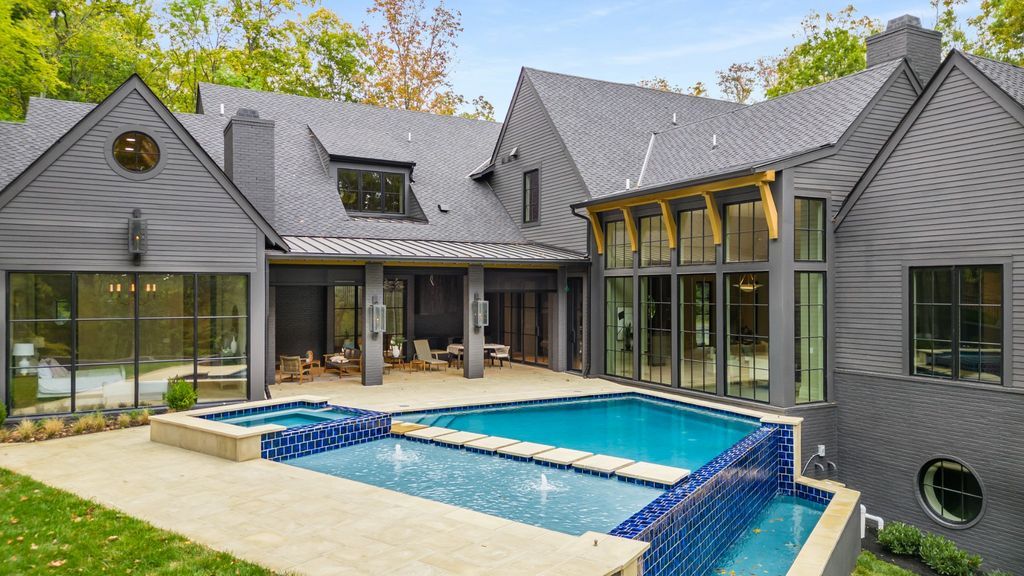 Impeccable 2 Acre Estate in the Scenic Hills of Forest Hills Nashville Asking 9999999 47