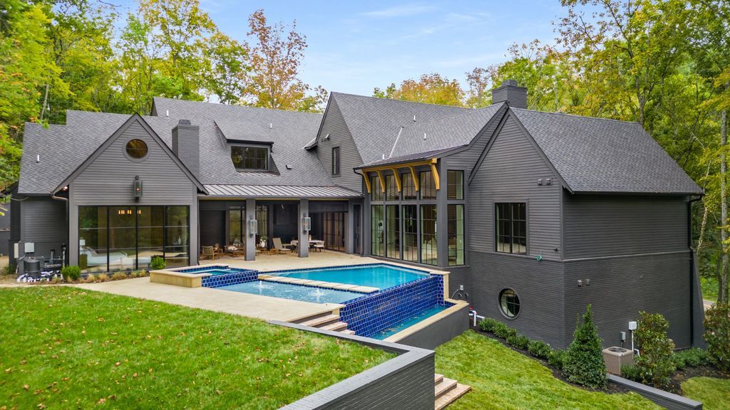Impeccable 2 Acre Estate in the Scenic Hills of Forest Hills Nashville Asking 9999999 49