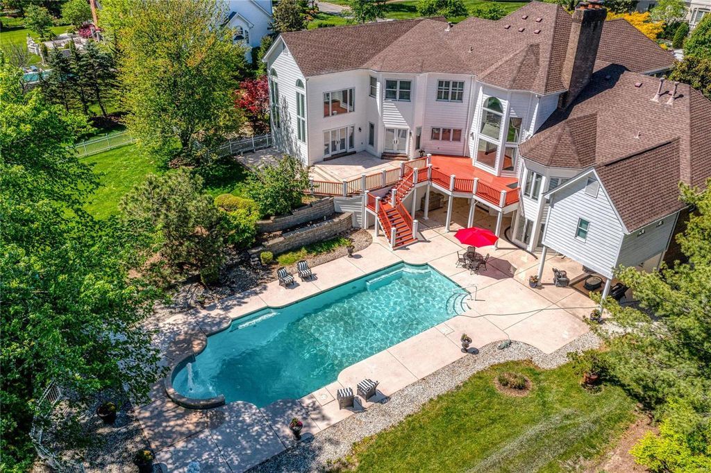 John Porta Built Georgian Colonial in St. Louis Missouri A Timeless Elegance Asking 2395 Million 3