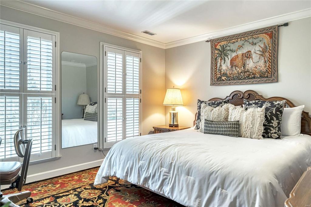 John Porta Built Georgian Colonial in St. Louis Missouri A Timeless Elegance Asking 2395 Million 40 1