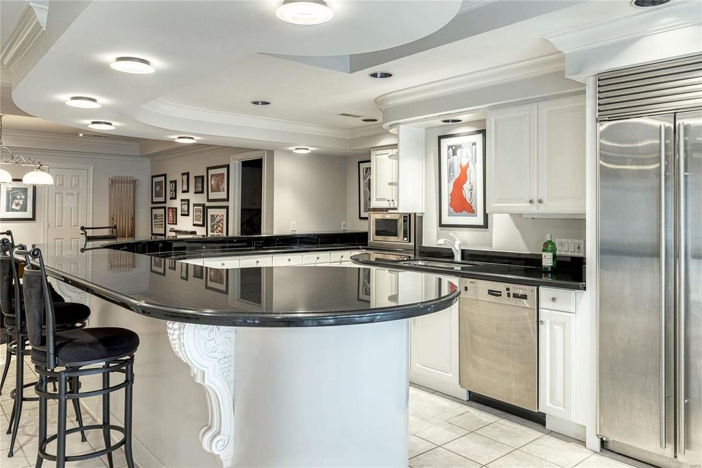 John Porta Built Georgian Colonial in St. Louis Missouri A Timeless Elegance Asking 2395 Million 46