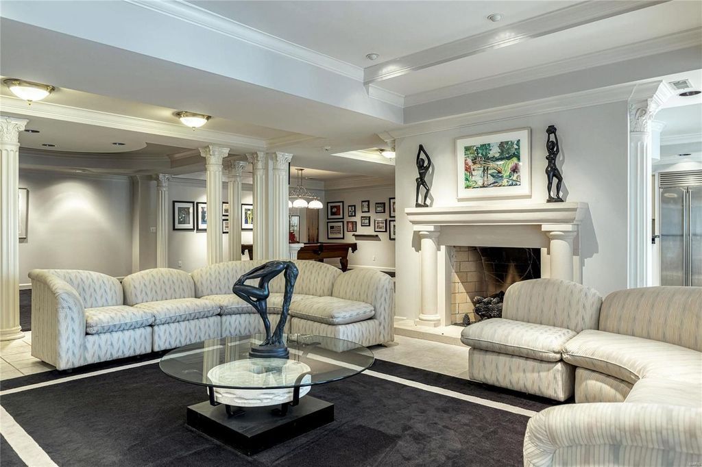 John Porta Built Georgian Colonial in St. Louis Missouri A Timeless Elegance Asking 2395 Million 48 1