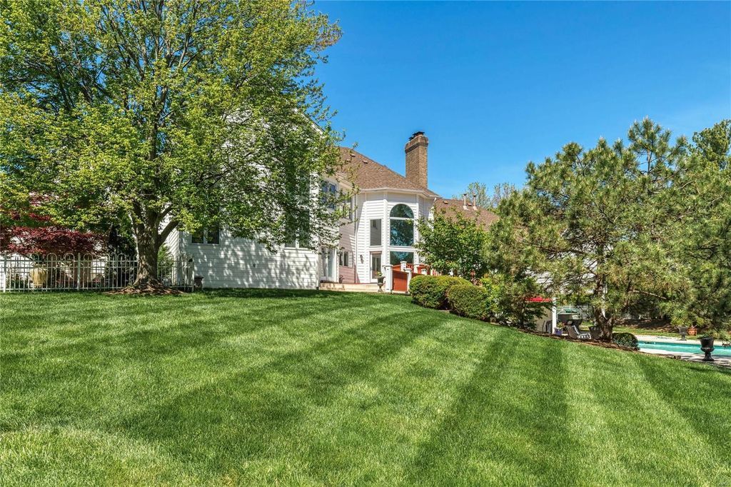 John Porta Built Georgian Colonial in St. Louis Missouri A Timeless Elegance Asking 2395 Million 9