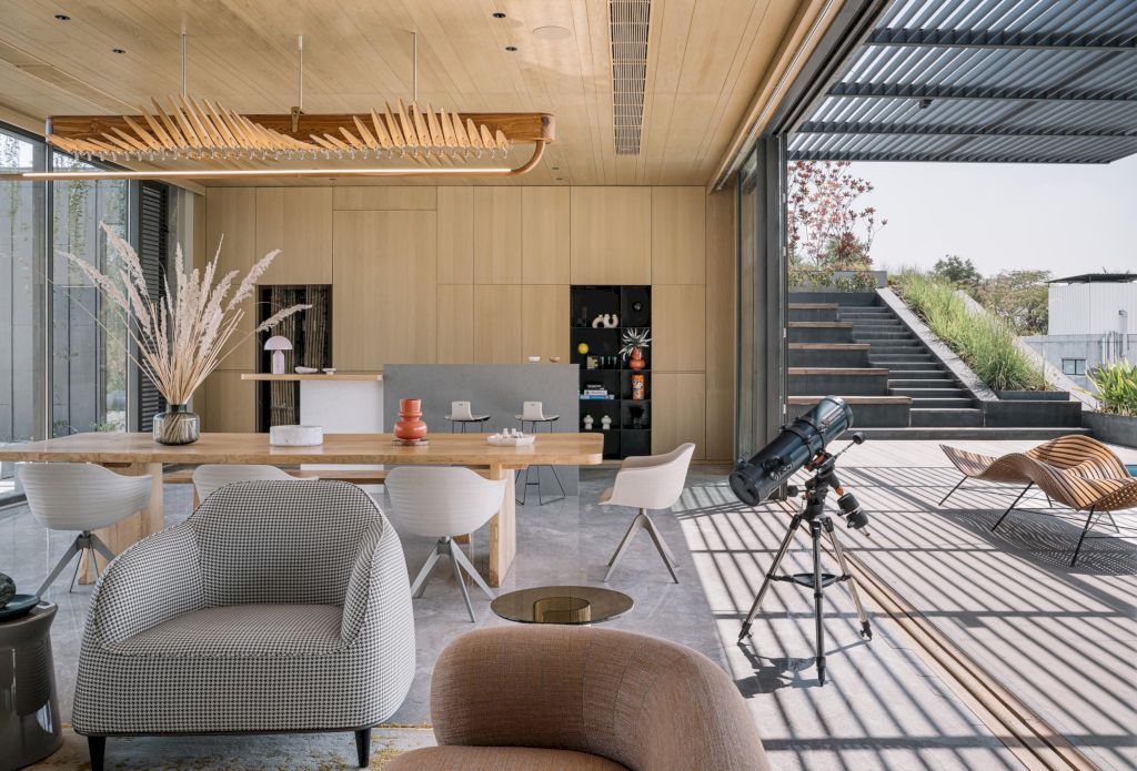 Link House, Unconventional Luxury Unfolding by Openideas Architects