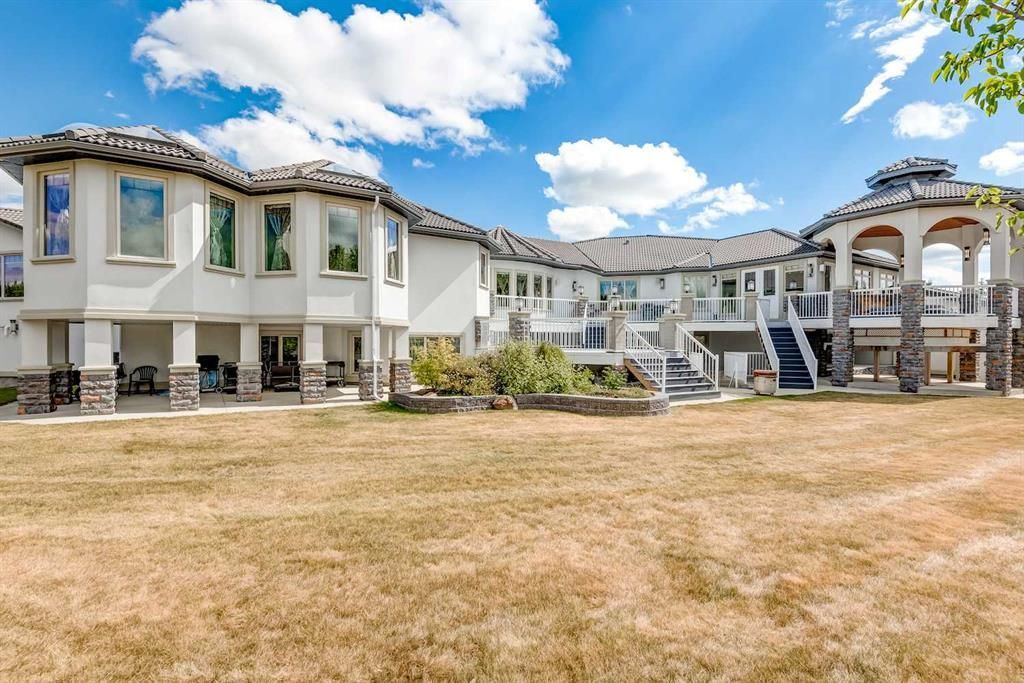 Luxurious Living Awe Inspiring Architectural Masterpiece in Alberta Canada Listed at C6888888 38
