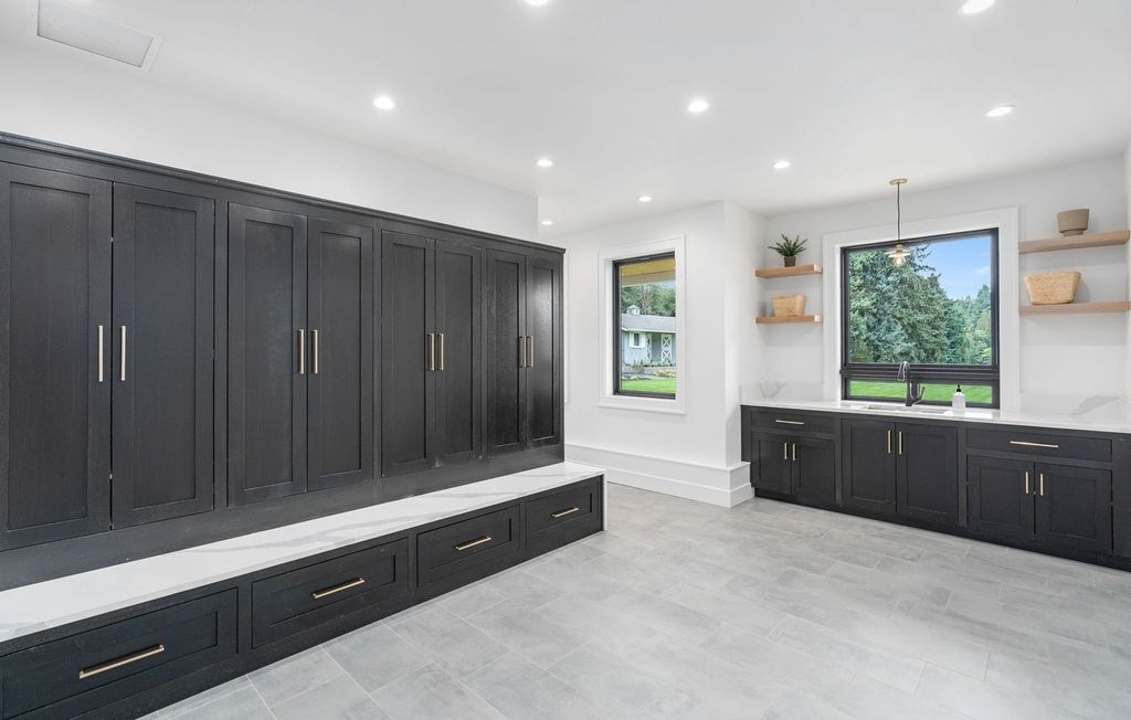 Luxurious Living in Oregon A Masterpiece of Excellence at 2.95 Million 12