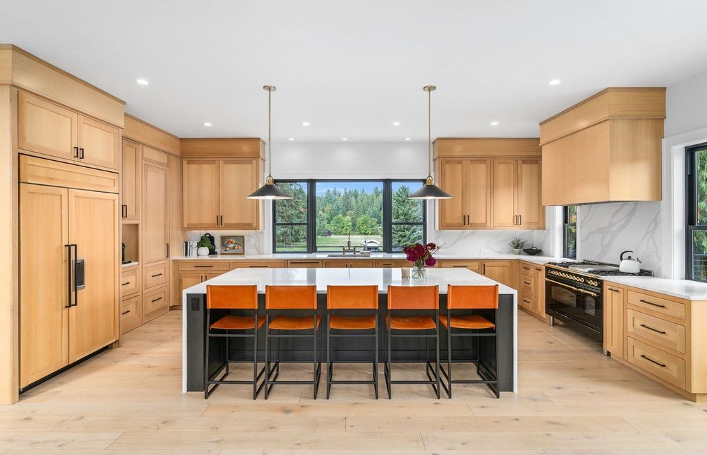 Luxurious Living in Oregon A Masterpiece of Excellence at 2.95 Million 27
