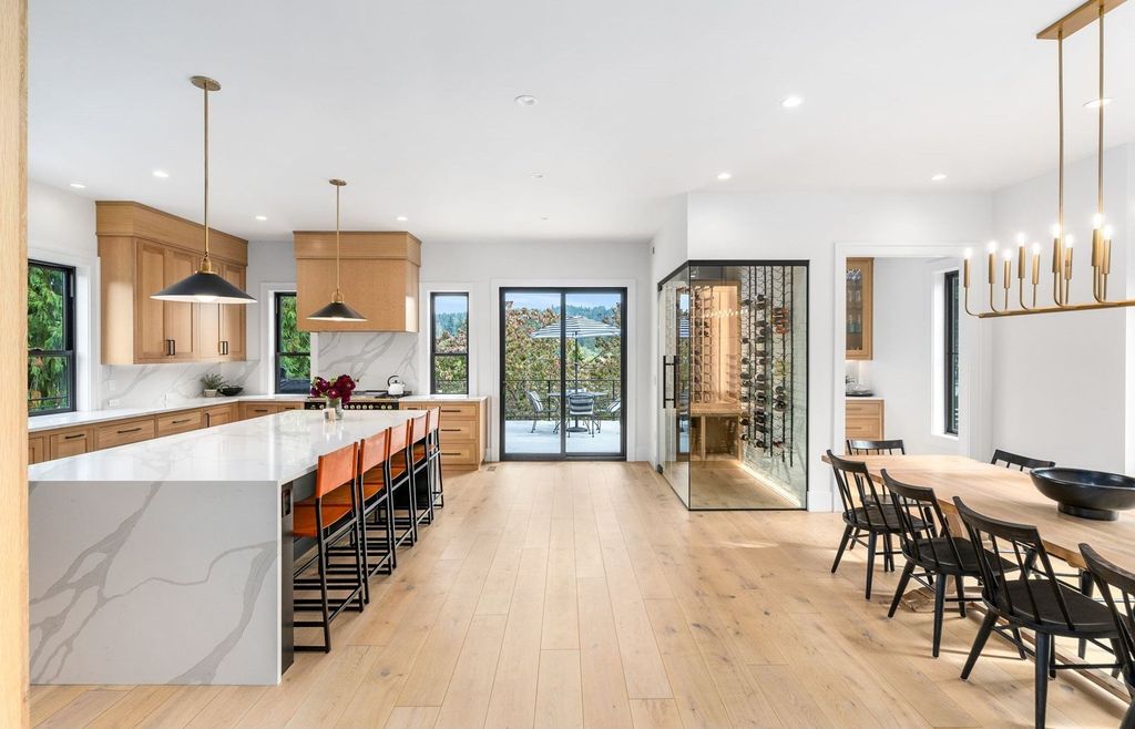 Luxurious Living in Oregon A Masterpiece of Excellence at 2.95 Million 30