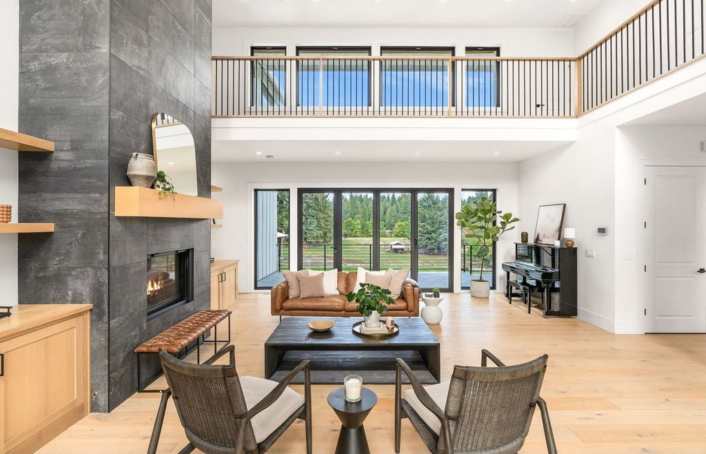 Luxurious Living in Oregon A Masterpiece of Excellence at 2.95 Million 39