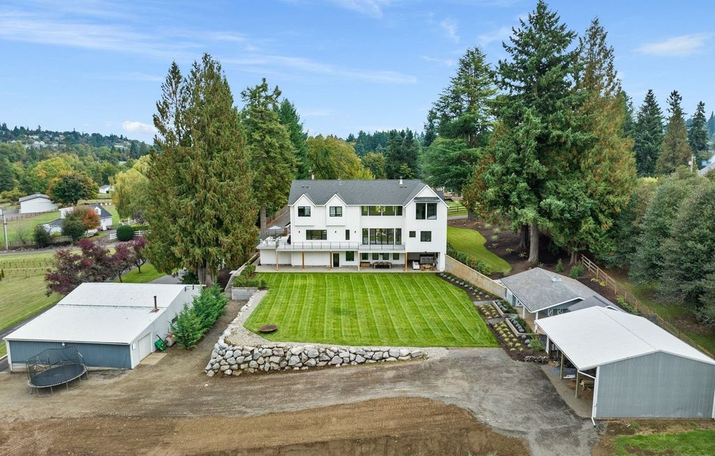 Luxurious Living in Oregon A Masterpiece of Excellence at 2.95 Million 8