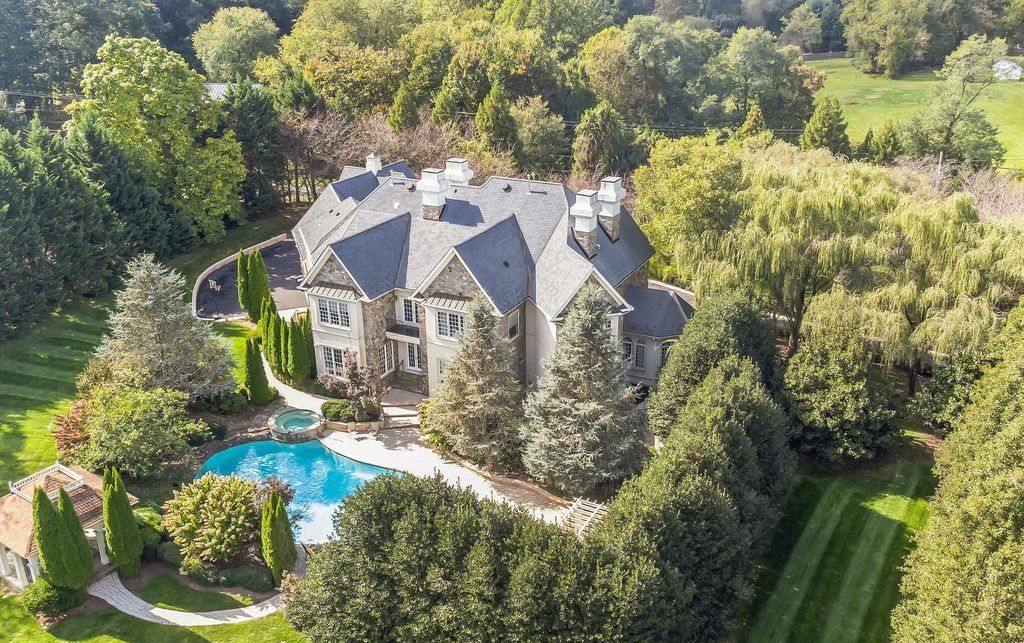 Luxury Retreat in Great Falls Immerse Yourself in Tranquility with a Stunning Custom Home on 2 Acres Priced at 4950999 12