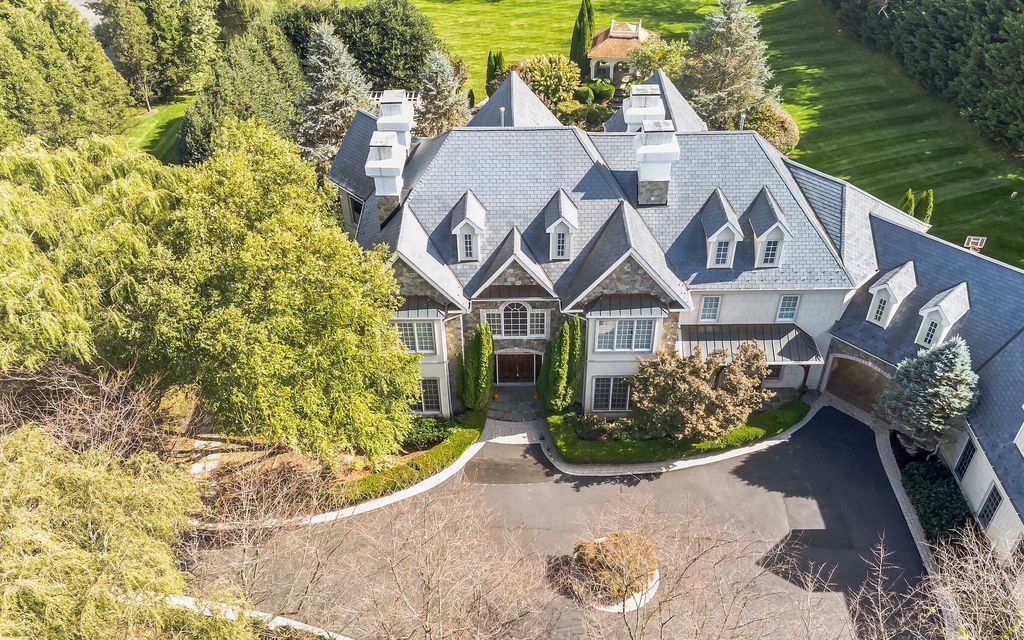 Luxury Retreat in Great Falls Immerse Yourself in Tranquility with a Stunning Custom Home on 2 Acres Priced at 4950999 9
