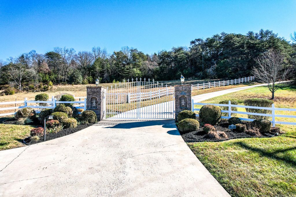 Main Street Farm A Tranquility Retreat with Stunning Appalachian Mountain Views Offered at 3.25 Million 7