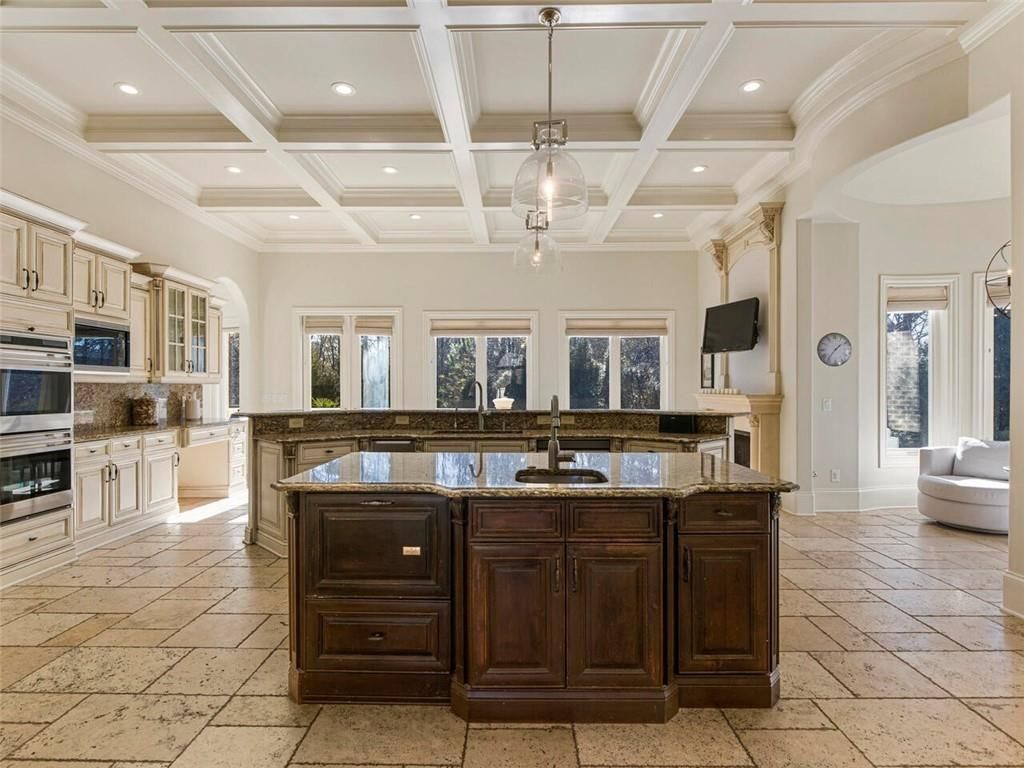 Mediterranean Oasis in Roswell Georgia An Artful Blend of Privacy and Versatility Listed at 4275 Million 25