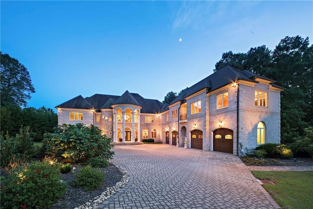 Mediterranean Oasis in Roswell Georgia An Artful Blend of Privacy and Versatility Listed at 4275 Million 3