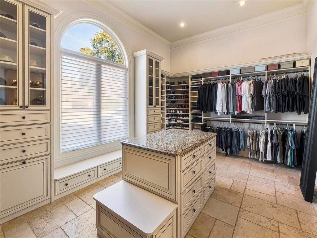 Mediterranean Oasis in Roswell Georgia An Artful Blend of Privacy and Versatility Listed at 4275 Million 30