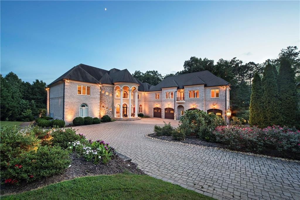 Mediterranean Oasis in Roswell Georgia An Artful Blend of Privacy and Versatility Listed at 4275 Million 4