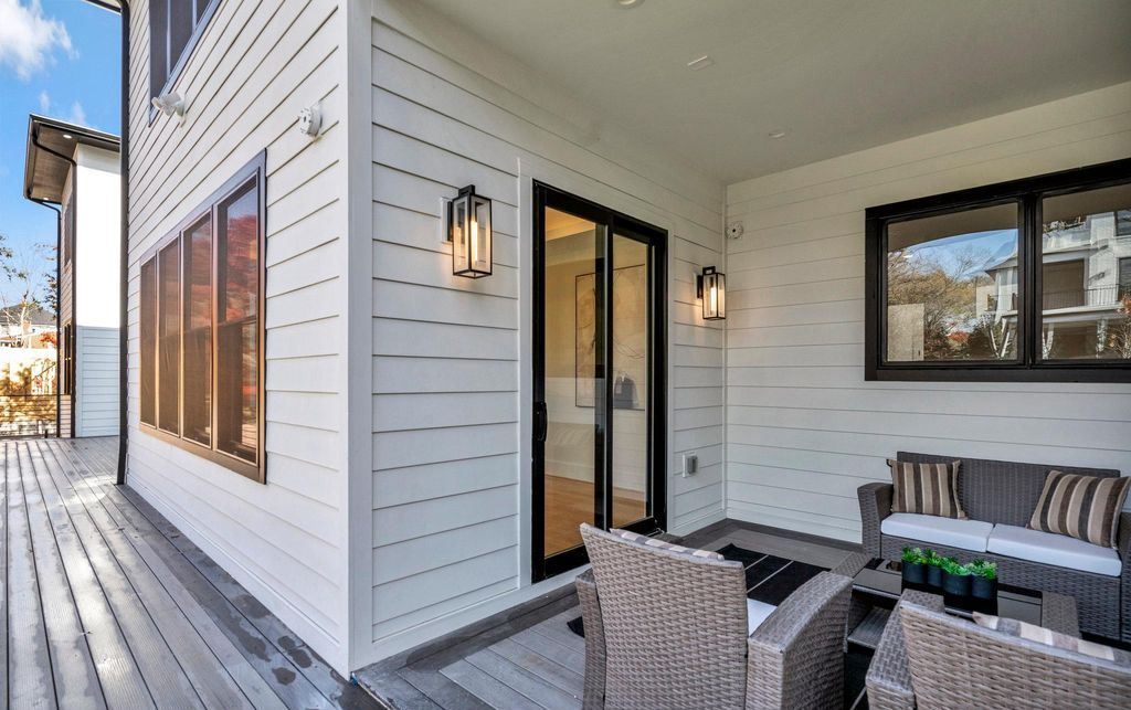 Modern Elegance Meets Open Spaces A Spectacular Prairie Style Home in McLean Offered at 4299999 45