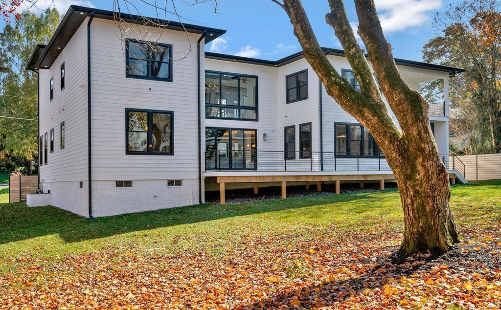 Modern Elegance Meets Open Spaces A Spectacular Prairie Style Home in McLean Offered at 4299999 48