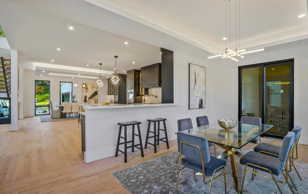Modern Elegance Meets Open Spaces A Spectacular Prairie Style Home in McLean Offered at 4299999 9