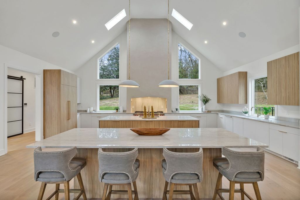 New Scandi Modern Construction by Province Builders Tennessee Listed at 5.25 Million 29