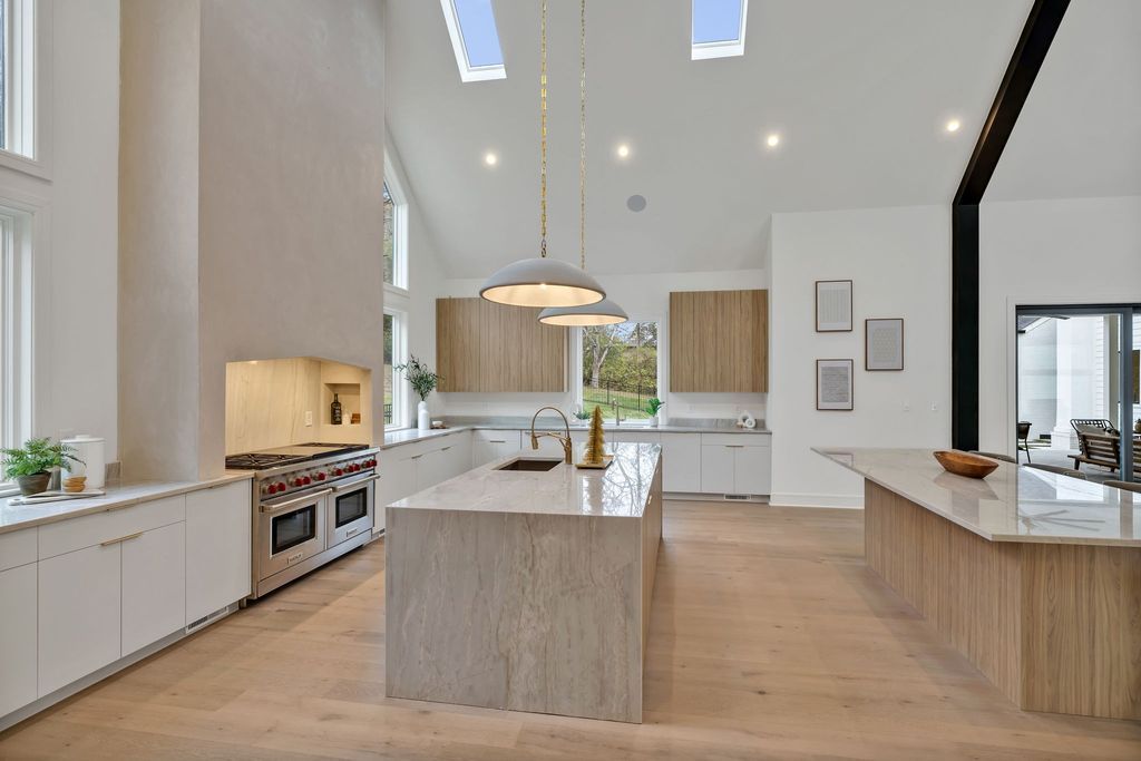 New Scandi Modern Construction by Province Builders Tennessee Listed at 5.25 Million 30