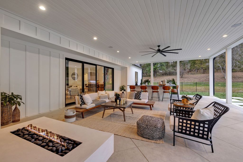 New Scandi Modern Construction by Province Builders Tennessee Listed at 5.25 Million 44