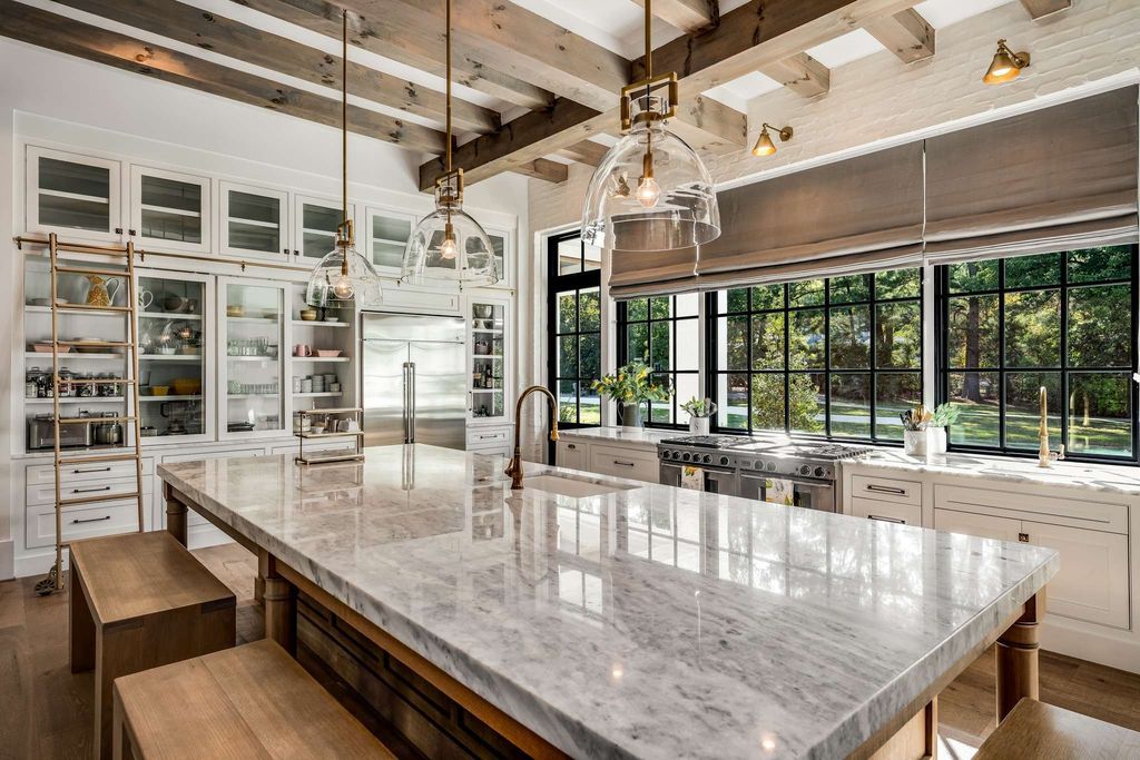 Opulence in Nashville Lindsay Hunt Sulaks Architectural Masterpiece Hits Market at 10 Million 14