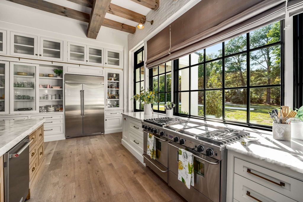 Opulence in Nashville Lindsay Hunt Sulaks Architectural Masterpiece Hits Market at 10 Million 18