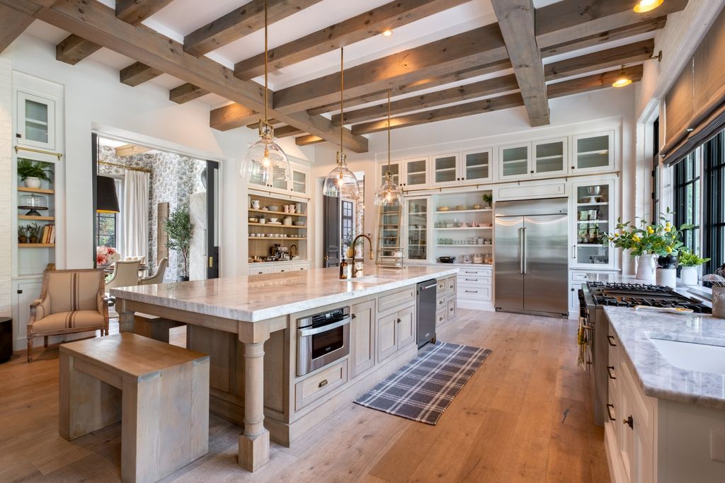 Opulence in Nashville Lindsay Hunt Sulaks Architectural Masterpiece Hits Market at 10 Million 20