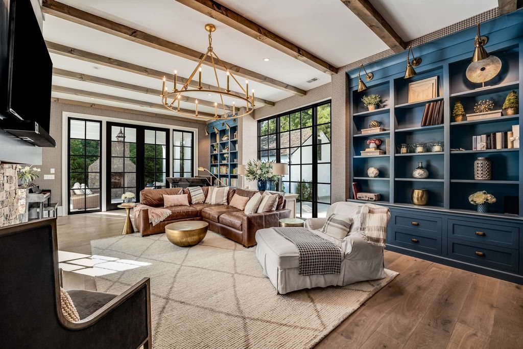 Opulence in Nashville Lindsay Hunt Sulaks Architectural Masterpiece Hits Market at 10 Million 24