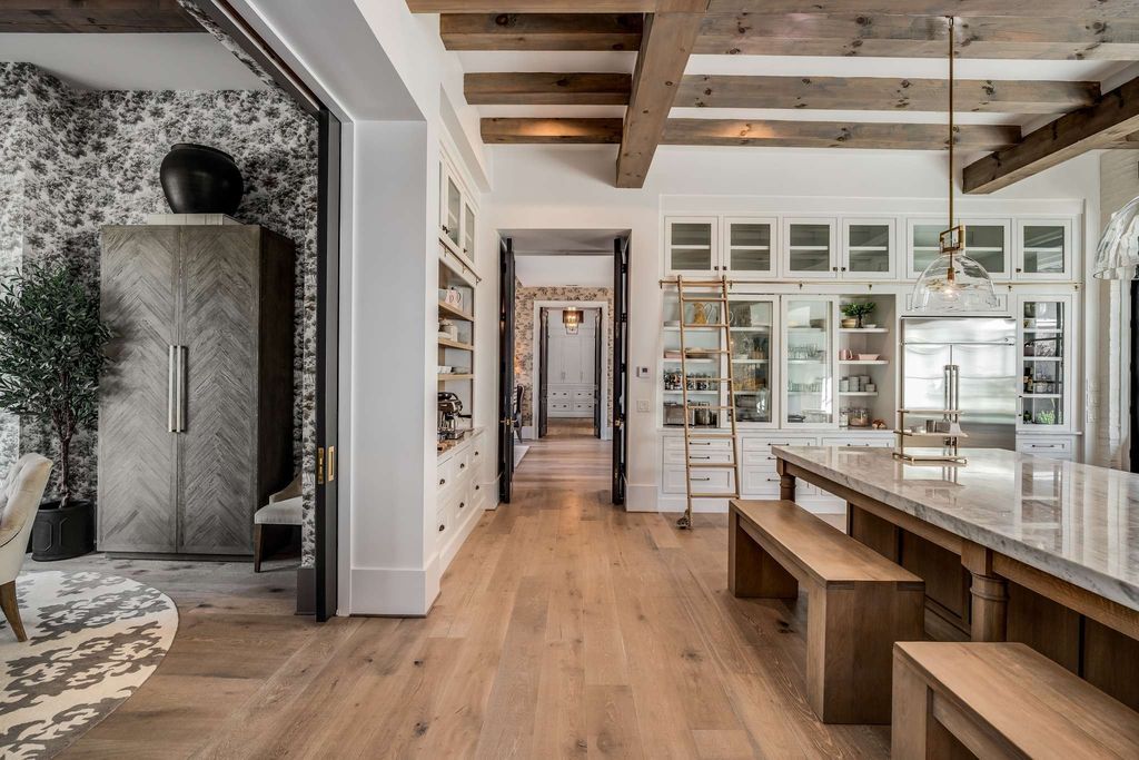 Opulence in Nashville Lindsay Hunt Sulaks Architectural Masterpiece Hits Market at 10 Million 29