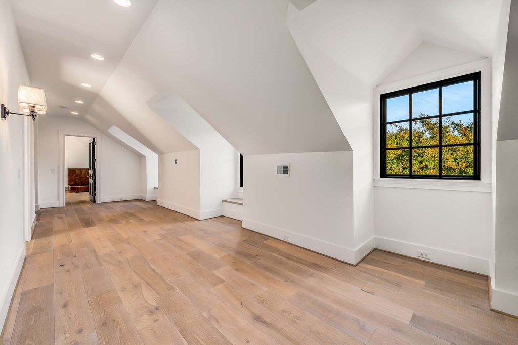 Opulence in Nashville Lindsay Hunt Sulaks Architectural Masterpiece Hits Market at 10 Million 43