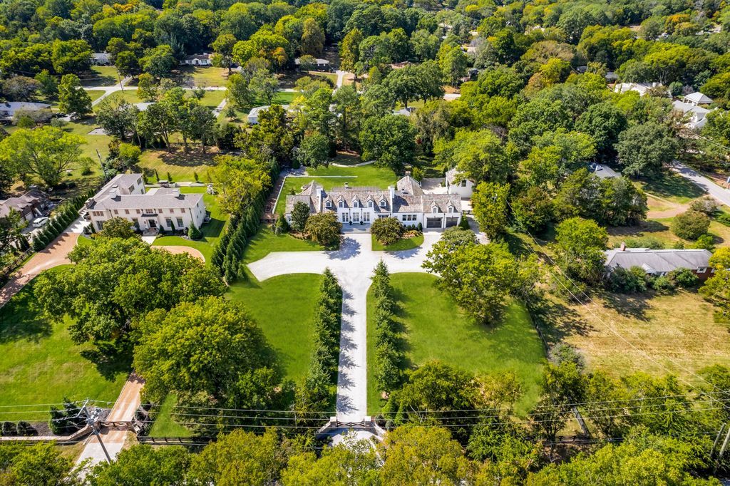 Opulence in Nashville Lindsay Hunt Sulaks Architectural Masterpiece Hits Market at 10 Million 60