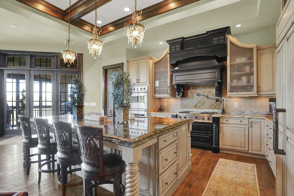 Opulent Oasis 2.5 Million Architectural Marvel Unveiled in Bargersville Indiana 14