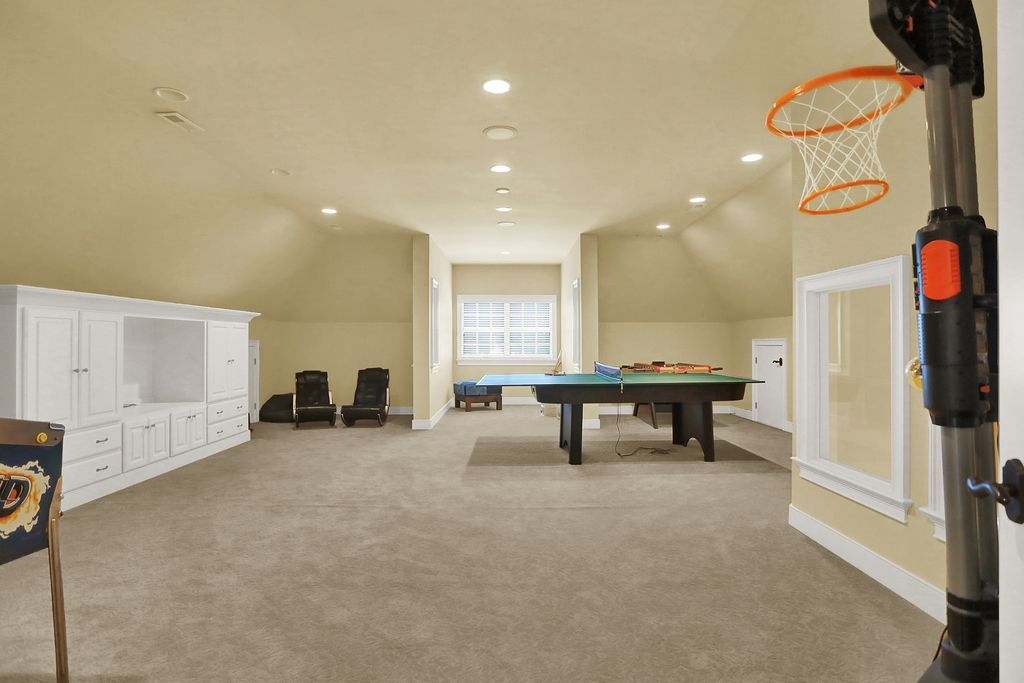 Opulent Oasis 2.5 Million Architectural Marvel Unveiled in Bargersville Indiana 31