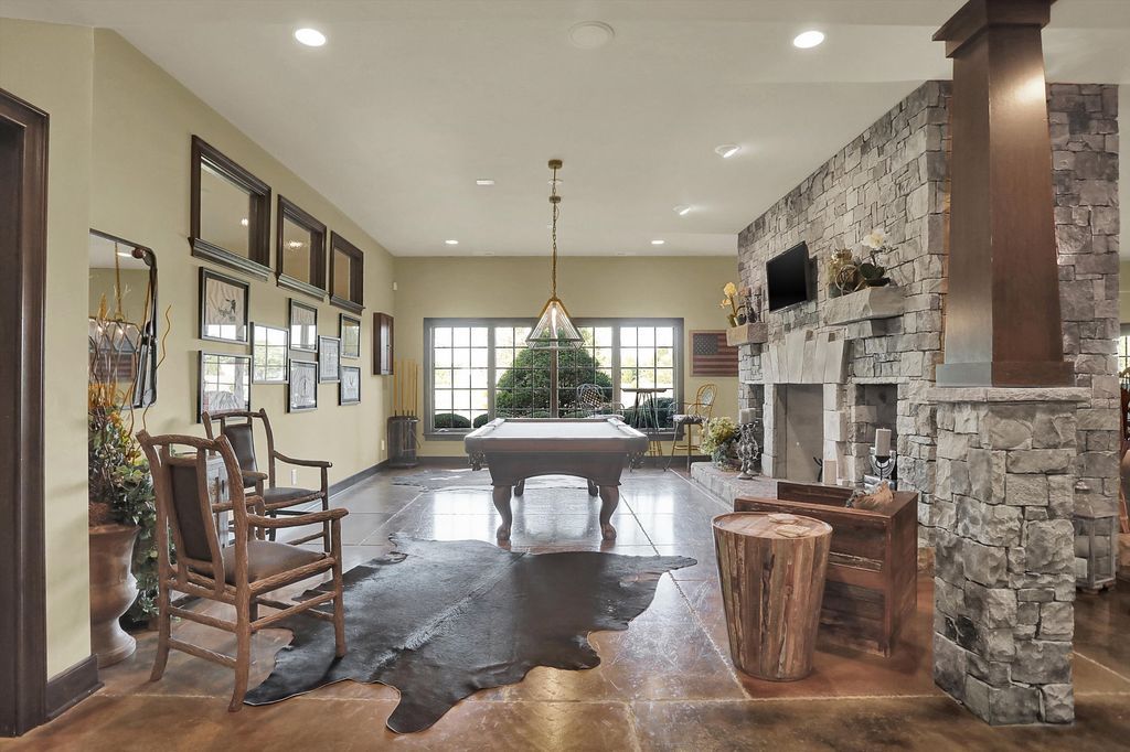 Opulent Oasis 2.5 Million Architectural Marvel Unveiled in Bargersville Indiana 35