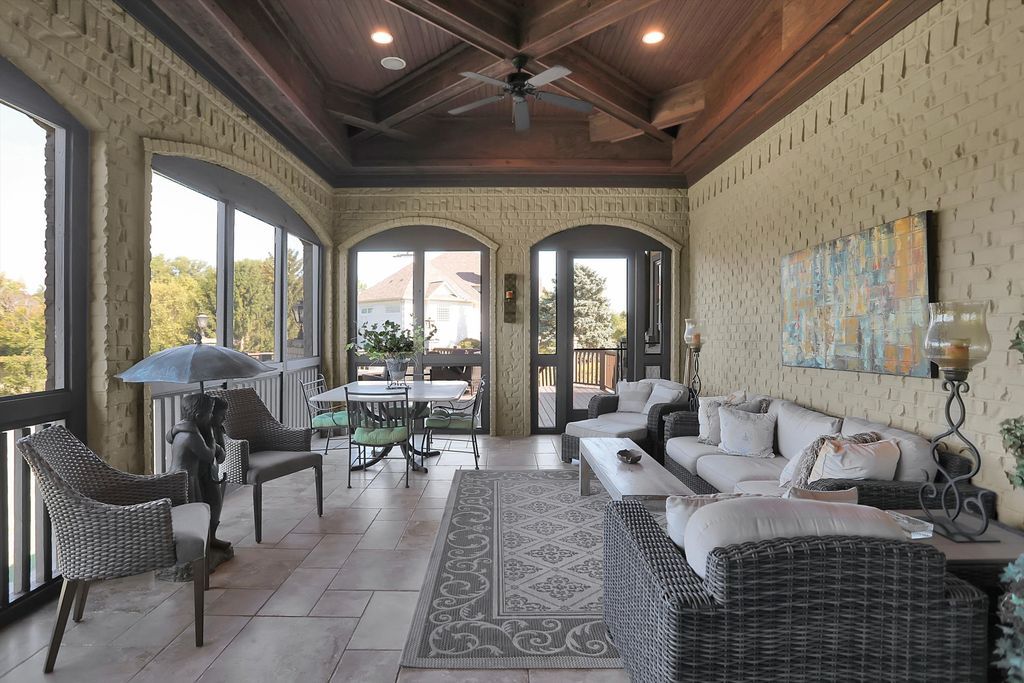 Opulent Oasis 2.5 Million Architectural Marvel Unveiled in Bargersville Indiana 47