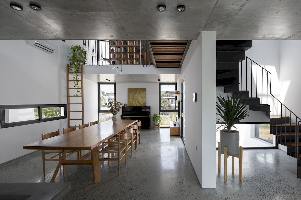 PsA House, Haven integrating living and work spaces by PsA Architecture